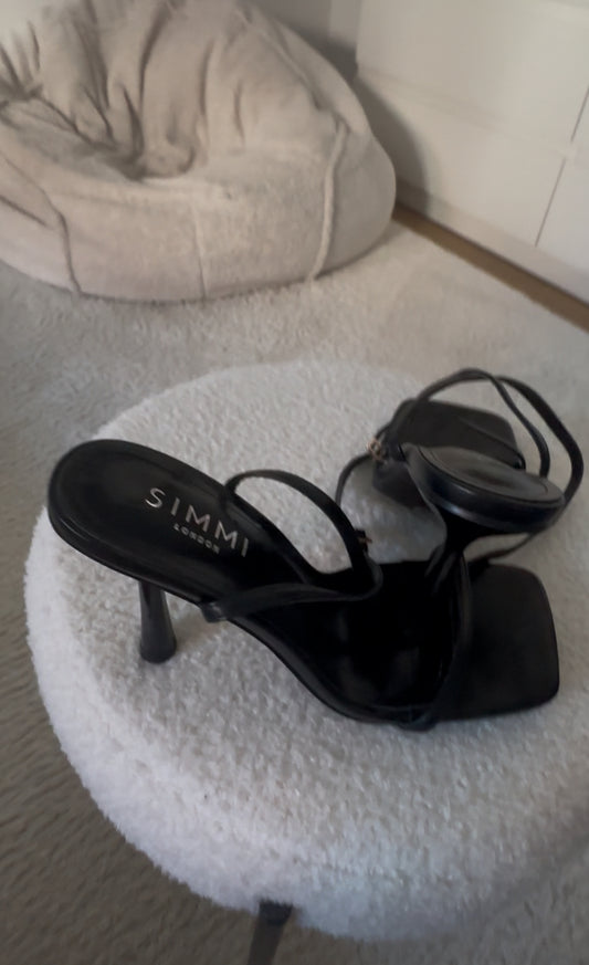 Black Strappy Square-Toe Heels (Simmi London)